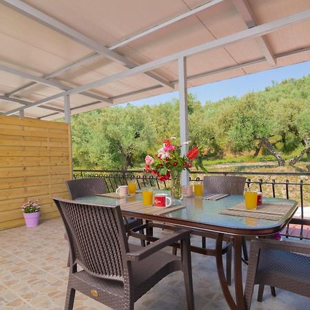 אליקאנאס Arokaria Apartment מראה חיצוני תמונה